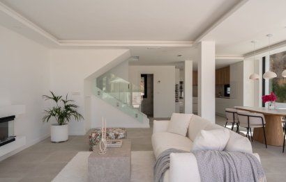 Resale - House - Detached Villa - Marbella - Nueva Andalucia