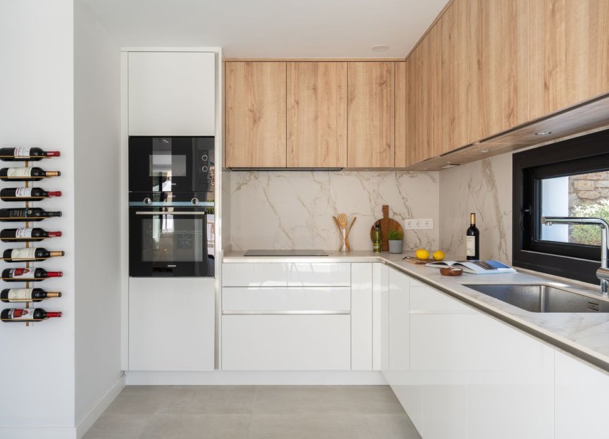 Resale - House - Detached Villa - Marbella - Nueva Andalucia