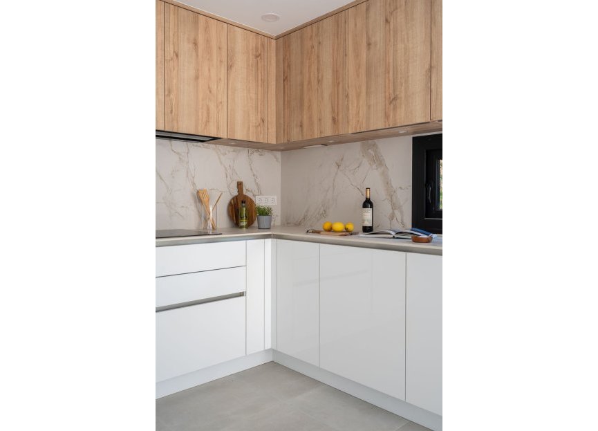 Resale - House - Detached Villa - Marbella - Nueva Andalucia