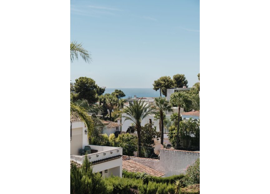 Resale - House - Detached Villa - Marbella - Nueva Andalucia