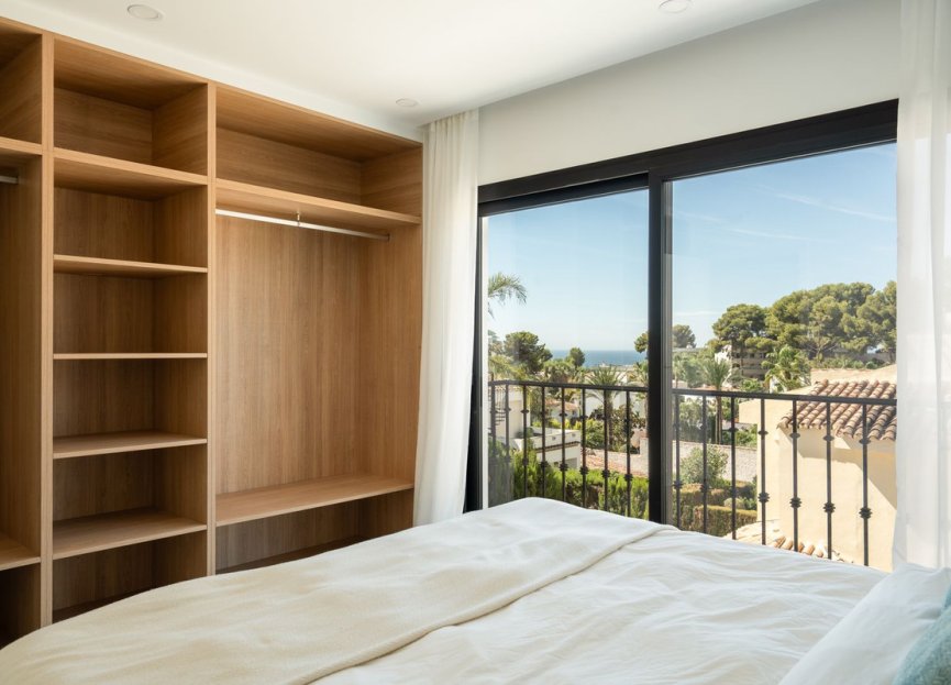 Resale - House - Detached Villa - Marbella - Nueva Andalucia