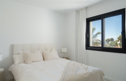 Resale - House - Detached Villa - Marbella - Nueva Andalucia