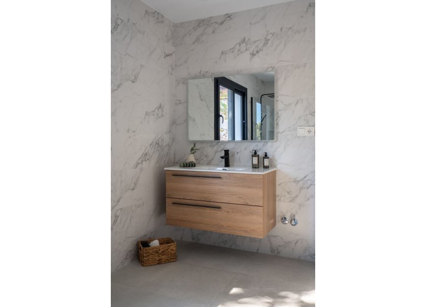 Resale - House - Detached Villa - Marbella - Nueva Andalucia