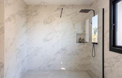 Resale - House - Detached Villa - Marbella - Nueva Andalucia