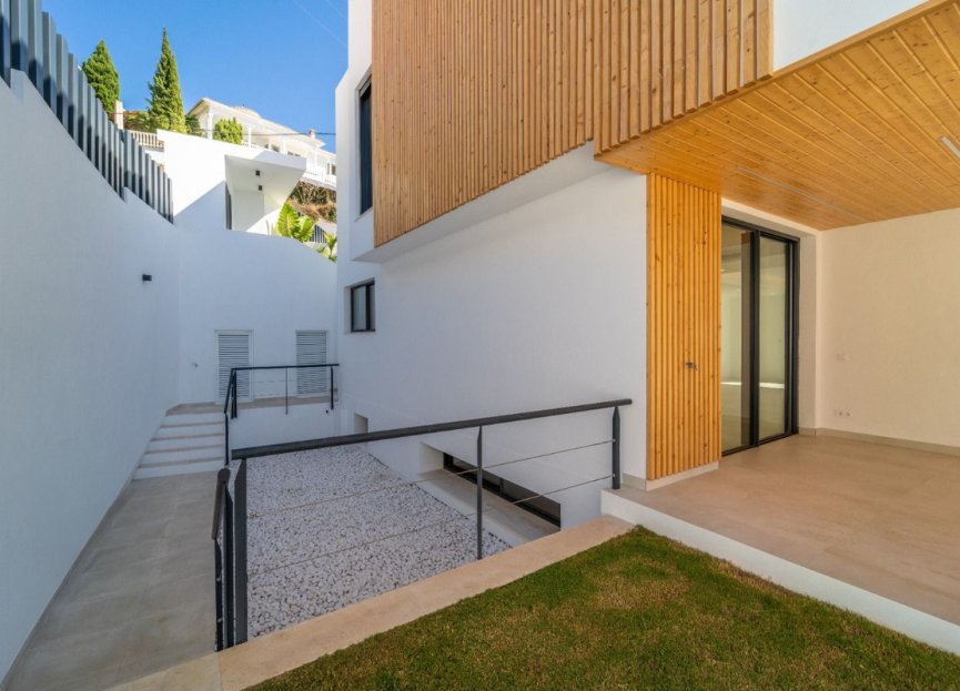Resale - House - Detached Villa - Benalmádena - La Capellania