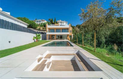 Resale - House - Detached Villa - Benalmádena - La Capellania