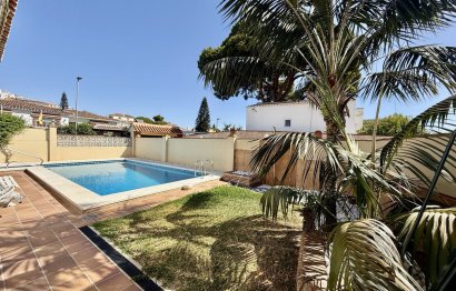 Resale - House - Detached Villa - Benalmádena - Benalmadena Centro