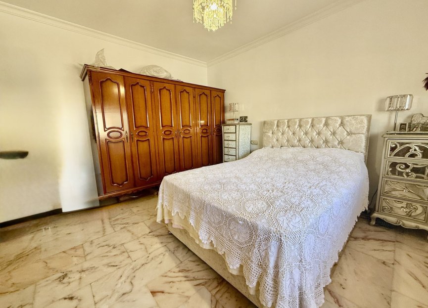 Resale - House - Detached Villa - Benalmádena - Benalmadena Centro