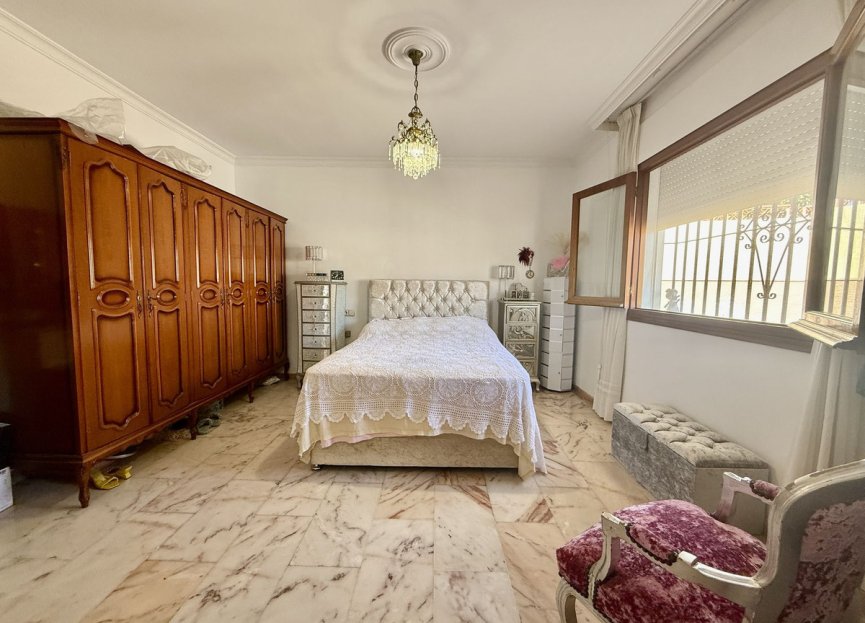 Resale - House - Detached Villa - Benalmádena - Benalmadena Centro