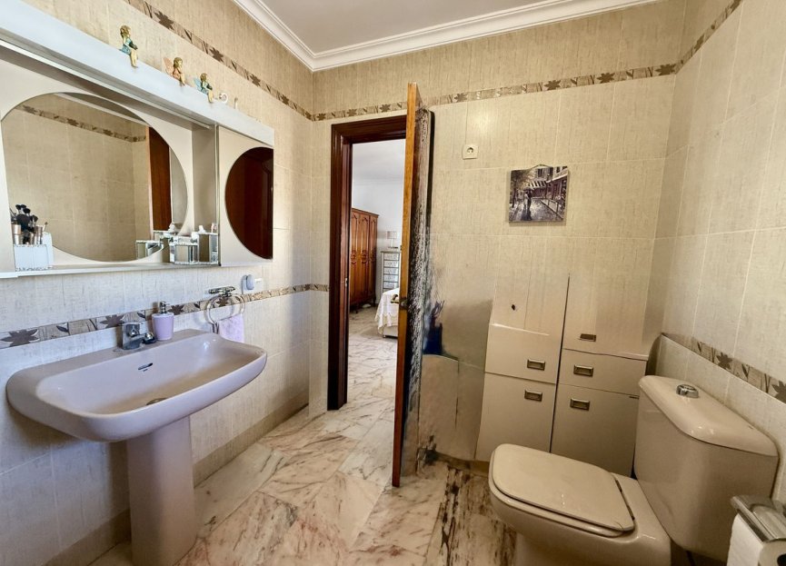 Resale - House - Detached Villa - Benalmádena - Benalmadena Centro