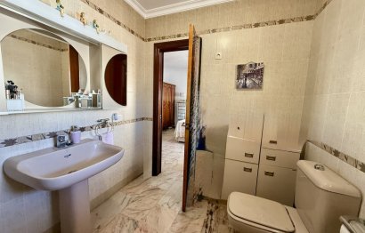 Resale - House - Detached Villa - Benalmádena - Benalmadena Centro