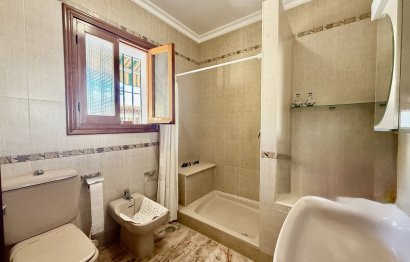 Resale - House - Detached Villa - Benalmádena - Benalmadena Centro