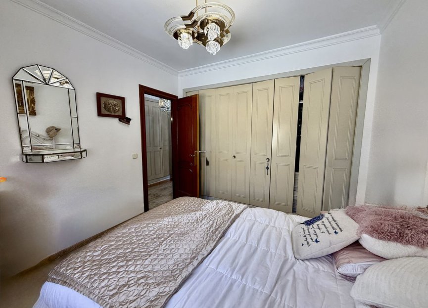 Resale - House - Detached Villa - Benalmádena - Benalmadena Centro