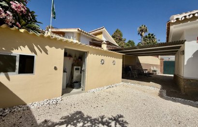 Resale - House - Detached Villa - Benalmádena - Benalmadena Centro