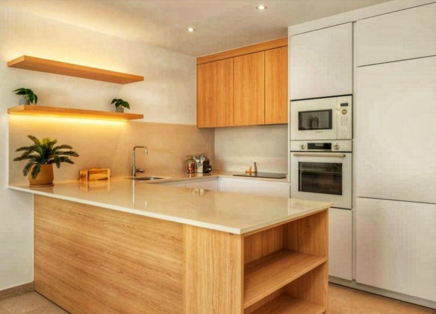 Resale - House - Detached Villa - Estepona - Estepona Centro