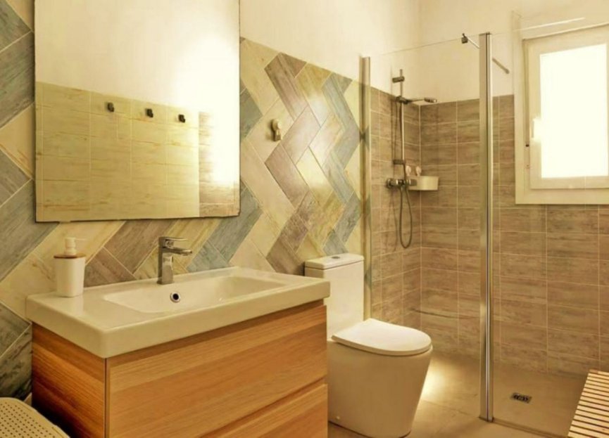 Resale - House - Detached Villa - Estepona - Estepona Centro