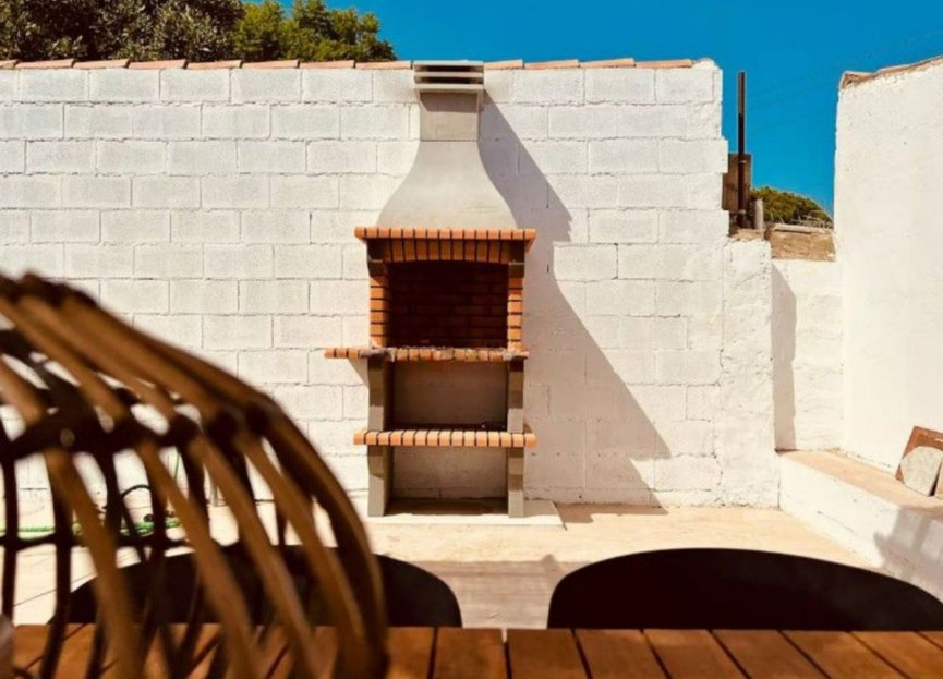 Resale - House - Detached Villa - Estepona - Estepona Centro