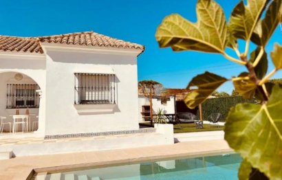 Resale - House - Detached Villa - Estepona - Estepona Centro