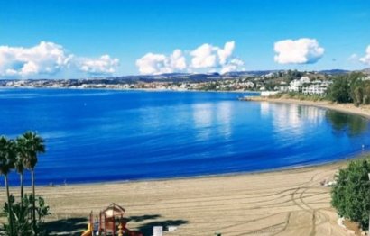 Resale - House - Detached Villa - Estepona - Estepona Centro