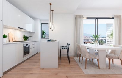 Resale - Apartment - Middle Floor Apartment - Estepona - Estepona Centro
