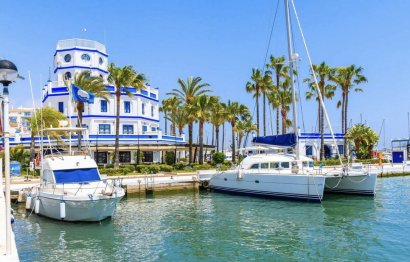 Resale - Apartment - Middle Floor Apartment - Estepona - Estepona Centro