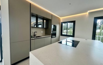 Obra nueva - Apartment - Penthouse - Marbella - Nueva Andalucia