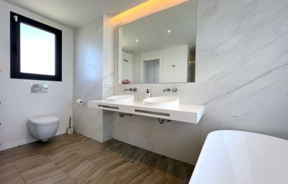 Resale - House - Townhouse - Marbella - Cabopino