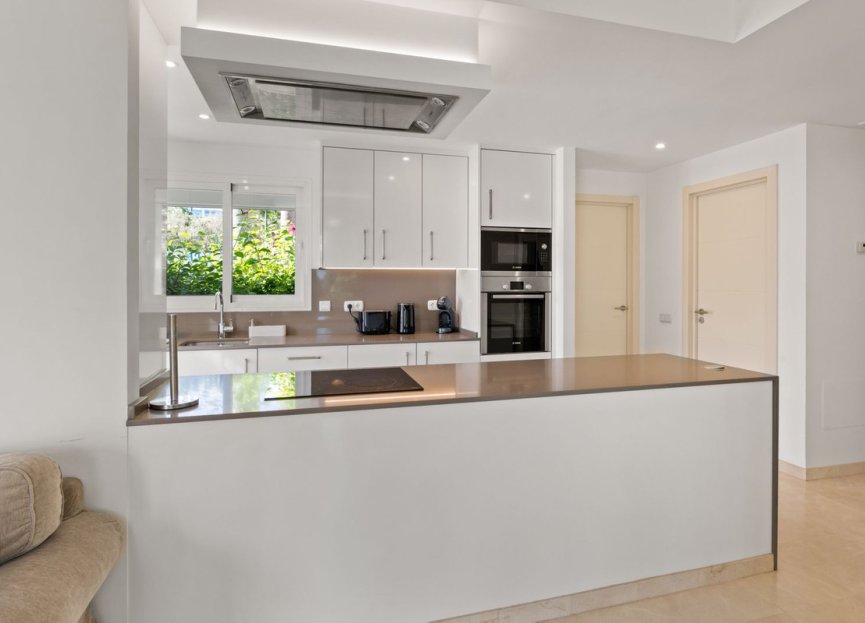 Resale - Ground floor apartment - Casares - Casares Centro