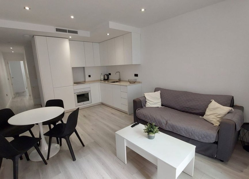 Resale - Apartment - Middle Floor Apartment - Fuengirola - Fuengirola Centro