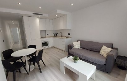 Resale - Apartment - Middle Floor Apartment - Fuengirola - Fuengirola Centro