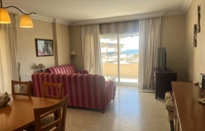 Resale - Apartment - Middle Floor Apartment - Marbella - Puerto Banús