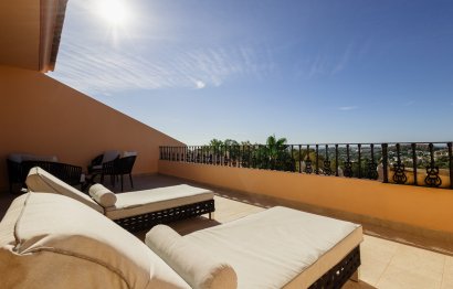 Resale - Apartment - Penthouse - Marbella - Nueva Andalucia