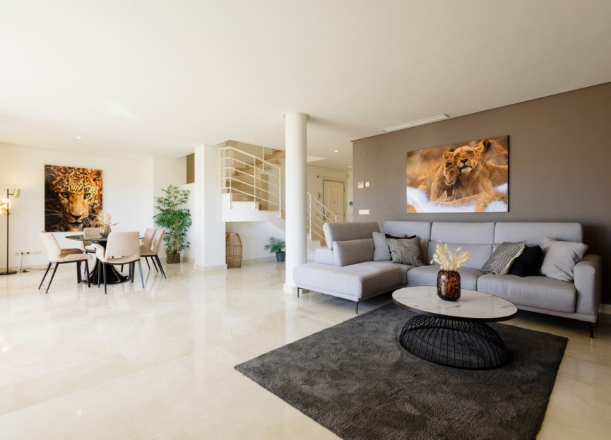 Resale - Apartment - Penthouse - Marbella - Nueva Andalucia