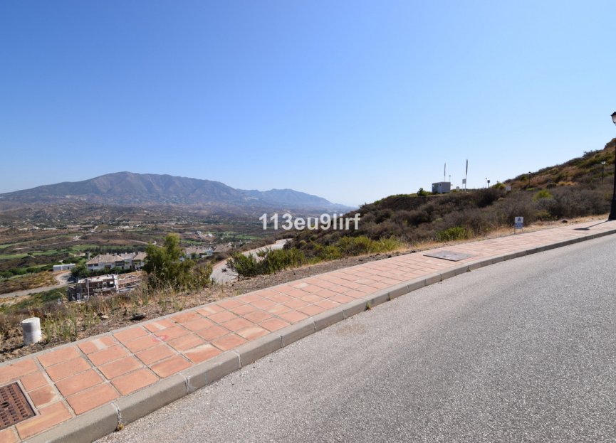 Resale - Plot - La Cala Golf