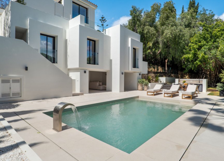 Resale - House - Detached Villa - Marbella - Nueva Andalucia