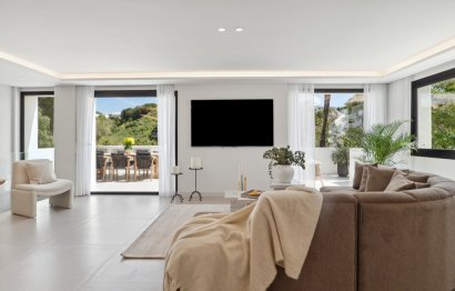 Resale - House - Detached Villa - Marbella - Nueva Andalucia