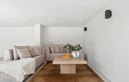 Resale - House - Detached Villa - Marbella - Nueva Andalucia