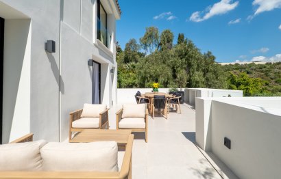 Resale - House - Detached Villa - Marbella - Nueva Andalucia