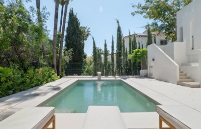 Resale - House - Detached Villa - Marbella - Nueva Andalucia