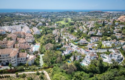 Resale - House - Detached Villa - Marbella - Nueva Andalucia