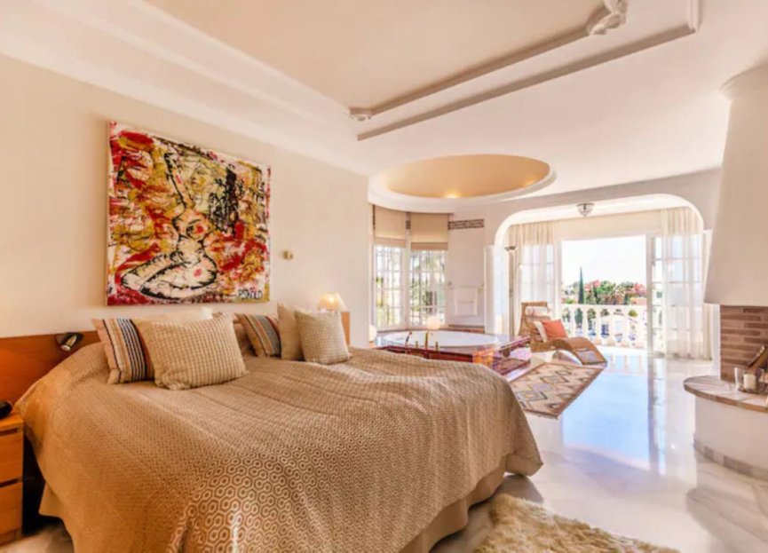 Resale - House - Detached Villa - Marbella - Nueva Andalucia