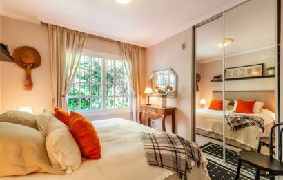 Resale - House - Detached Villa - Marbella - Nueva Andalucia