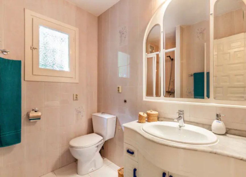 Resale - House - Detached Villa - Marbella - Nueva Andalucia