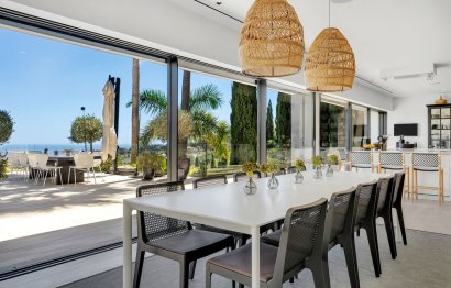 Resale - House - Detached Villa - Marbella - La Mairena