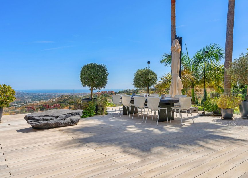 Resale - House - Detached Villa - Marbella - La Mairena