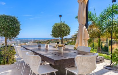 Resale - House - Detached Villa - Marbella - La Mairena