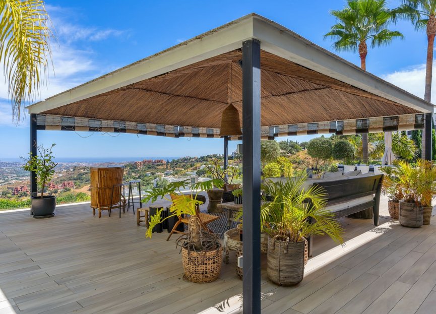 Resale - House - Detached Villa - Marbella - La Mairena