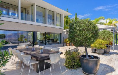 Resale - House - Detached Villa - Marbella - La Mairena