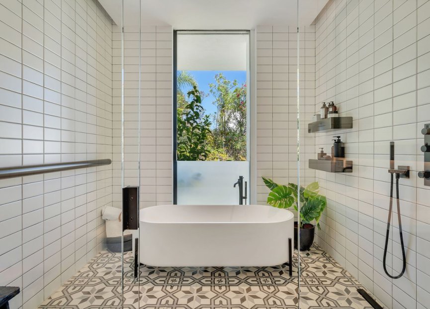 Resale - House - Detached Villa - Marbella - La Mairena