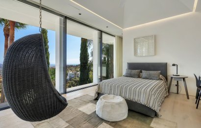 Resale - House - Detached Villa - Marbella - La Mairena